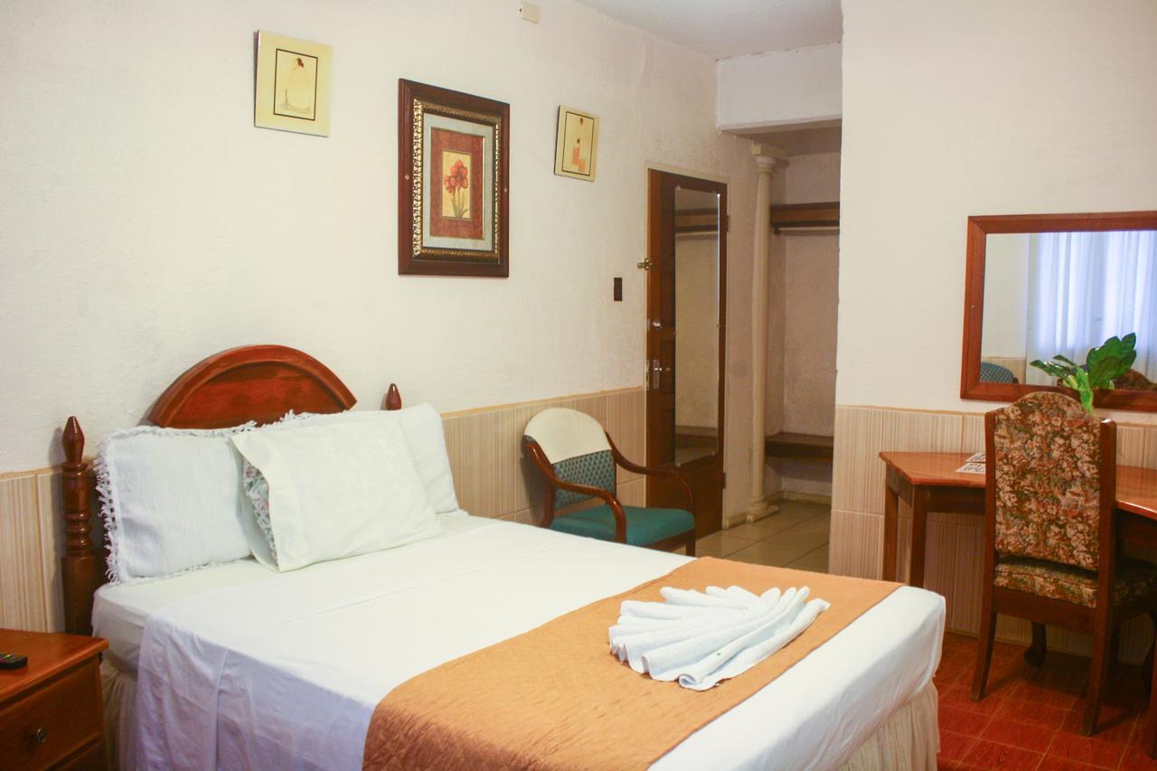 Hotel Maya โคโรซอล ภายนอก รูปภาพ